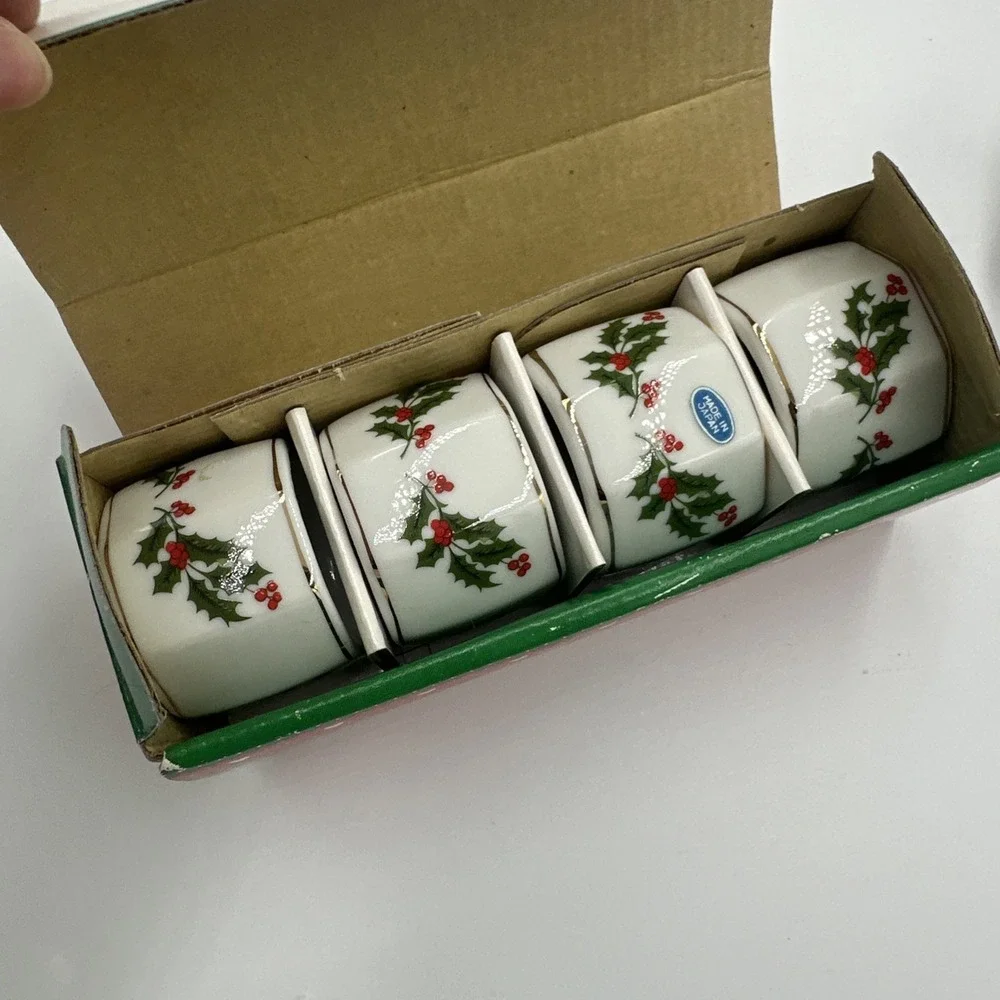 Vintage Mervyns Christmas Napkin Ring Set Fine Porcelain 7 Piece Set Holly Berry